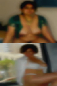 Girls in looking for sex mirrors naked.